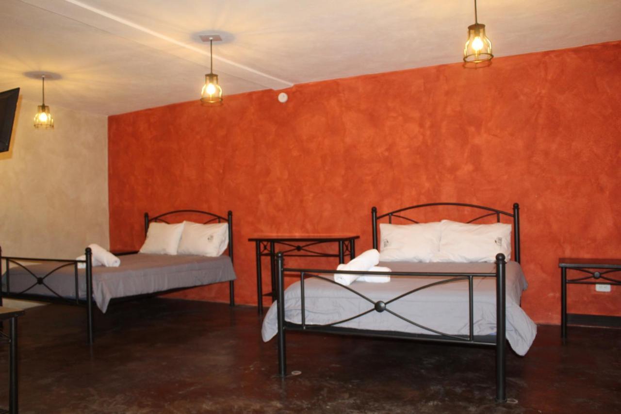 El Descanso Barrio Del Artista Hotel *