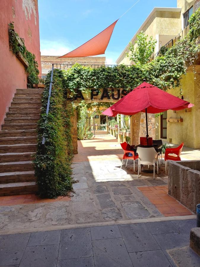 Hotel El Descanso Barrio Del Artista