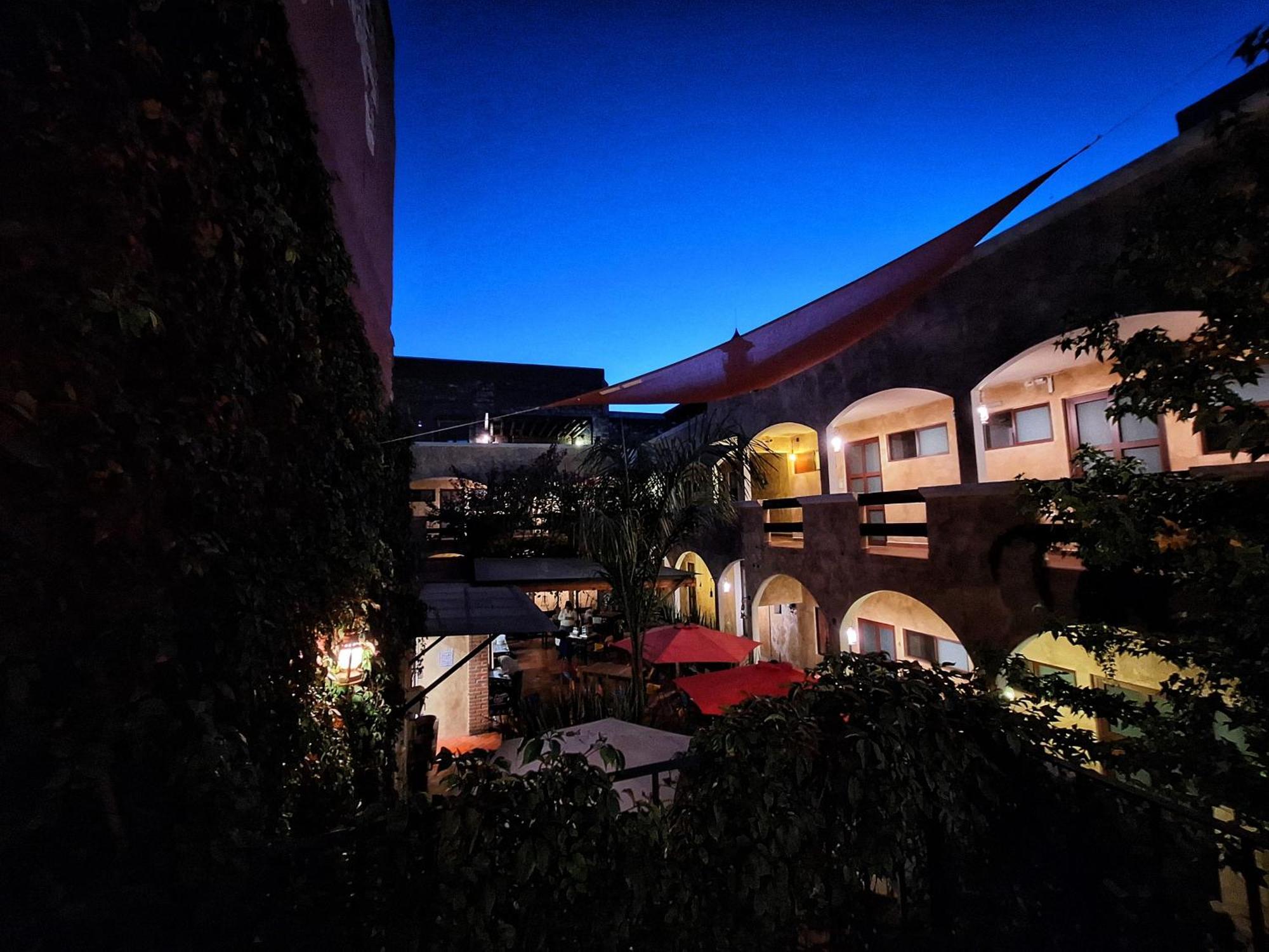 Hotel El Descanso Barrio Del Artista
